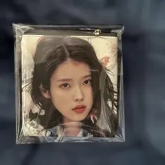 IU