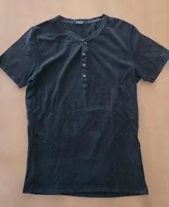 BURBERRY　黒 ボタン付きヘンリーネック Tシャツ　サイズ2