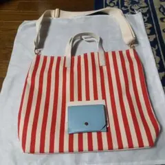 赤と白のストライプショルダーバッグ
