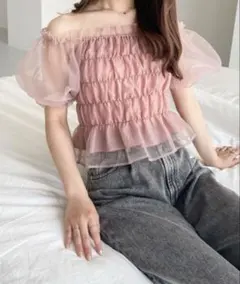 Heatherオフショルダーシャーリングシフォンブラウスのサムネイル