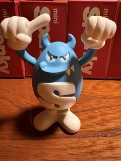 ミニ　スパンキー　mini SPANKY フィギュア　水色