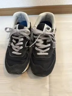 New Balance 574 Classic スニーカーのサムネイル