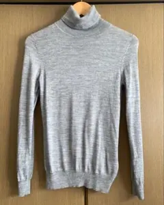 ユニクロ タートル ニット グレー Mサイズ UNIQLO