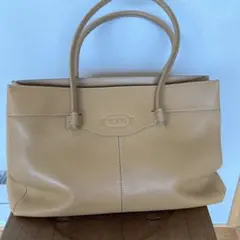 お値下げ。TOD'S ベージュ レザー トートバッグ　断捨離の為お安くしてます