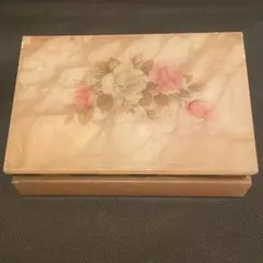 Item thumbnail for item 13e31a1d-7d92-4d74-951e-6018c1f69e39