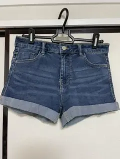 ZARA ショートパンツ　S