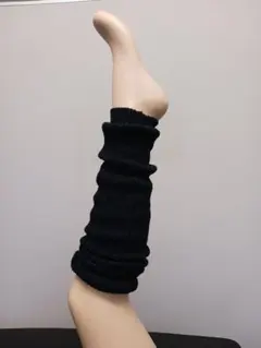 ウォッシャブルメリノウールロング丈レッグウォーマー　ケーブル柄　ブラック