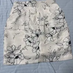 ミニスカート