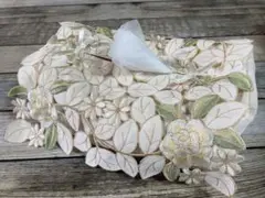 花刺繍ティッシュボックスカバー