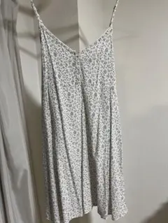 BRANDY MELVILLE ブランディメルビル キャミワンピース 小花柄