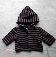 babyGap フード付きパーカー 黒と茶色のストライプ