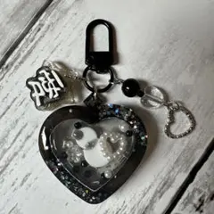 雪だるま★ブラック★レジンキーホルダー★ハンドメイド