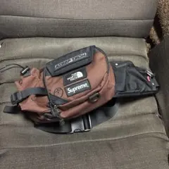 Supreme × THE NORTH FACE ボディバッグ