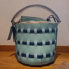 Item thumbnail for item b6823994-d95c-47b1-abeb-c1c53aecc093