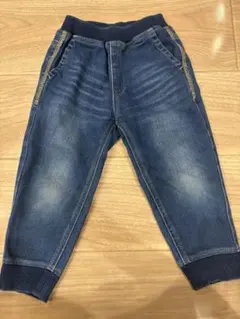 Item thumbnail for item 8d5f9906-fe11-4838-90e8-21d57f937704