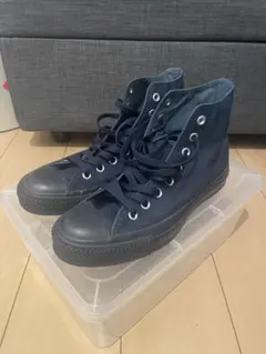 ネイビー スニーカー