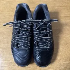 ASICS サッカーシューズ 22.5cm