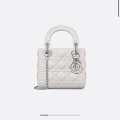 DIORホワイト キルティング ショルダーバッグad - メルカリ
