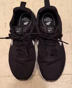 NIKE スニーカー 23.5cm ブラックのサムネイル