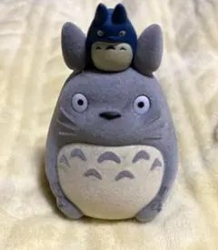 どんぐり共和国カプセルトイ　トトロでておいでのサムネイル