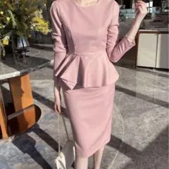 DHOLICディーホリックペプラムディテールワンピース　ピンク