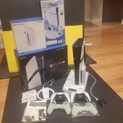 PS5 Pro 本体セット純正ドライブ・コントローラ 2個・充電冷却台・おまけ付