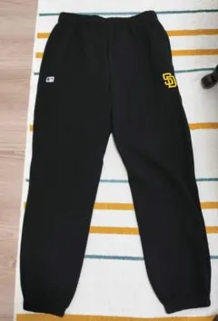 MLB　パドレス　スウェットパンツ　ブラック