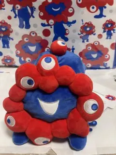 新品 万博公式キャラクター　ミャクミャク這型ぬいぐるみ M