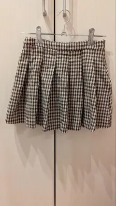 ZARA　秋冬物チェック柄プリーツスカート