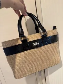 DIESEL ディーゼル　カゴバッグ　ラフィア　ロゴ エナメル　夏