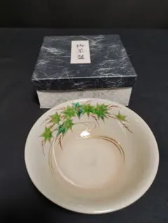 茶碗　金彩色絵青楓　在銘印　抹茶碗　茶道具　表千家　裏千家　茶事　陶芸