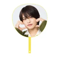 うちわ 猪俣周杜 timelesz タイムレス 新品未開封 MOMENTUM - メルカリ