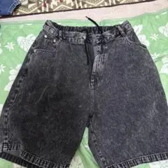 ダークグレー デニムショートパンツ Mサイズ