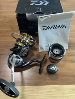 Daiwa 19CERTATE LT 4000-CXH slpカスタムスプールのサムネイル