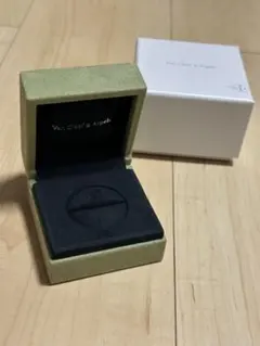 Van Cleef & Arpels ジュエリーケース/リングケース（空箱）