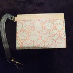 ちいかわ　うさぎパスケース