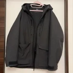 ユニクロ ハイブリッドダウンパーカ