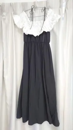 スナイデル　スモッキングキャミワンピース　Snidel