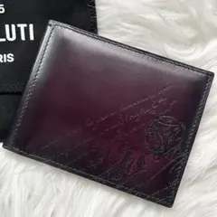 ✨未使用✨ベルルッティ　フィギュア　スクリット　マネークリップ　パープル　革のサムネイル