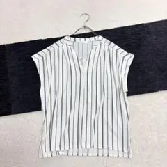 ドレスキップ/L/白/紺/ストライプ/フレンチスリーブブラウス/キーネックのサムネイル