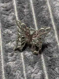 バタフライ リング 蝶