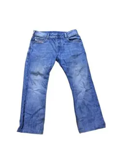 Diesel デニムパンツ 青 ストレート