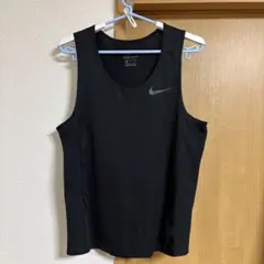 ナイキ　タンクトップ