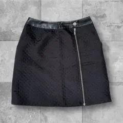 マーブルインクY2K 黒 キルティングタイトミニスカート レザー調Mジップアップ