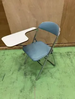 オズワルド・ボルサーニ セミナーチェア テーブル付き B ミッド