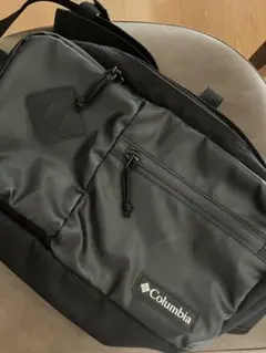 Columbia ショルダーバッグ ボディバッグブラック ほぼ新品未使用近いのサムネイル
