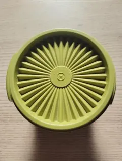 Item thumbnail for item dcae0975-3b91-414e-a0ae-e870a46f6e7c