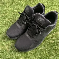 美品 NIKE ナイキ エアマックス タバス オールブラック 27センチのサムネイル