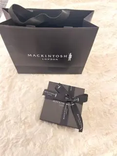 アラキ様専用★新品・未開封★マッキントッシュロンドン ネクタイ 小紋柄 ネイビーのサムネイル