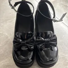 バブルス エナメルリボンパンプス